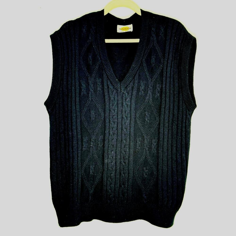 Fashion and Style Dark Navy Chunky Cable-knit V-Neck Vest Size 2X Cozy Grandpa